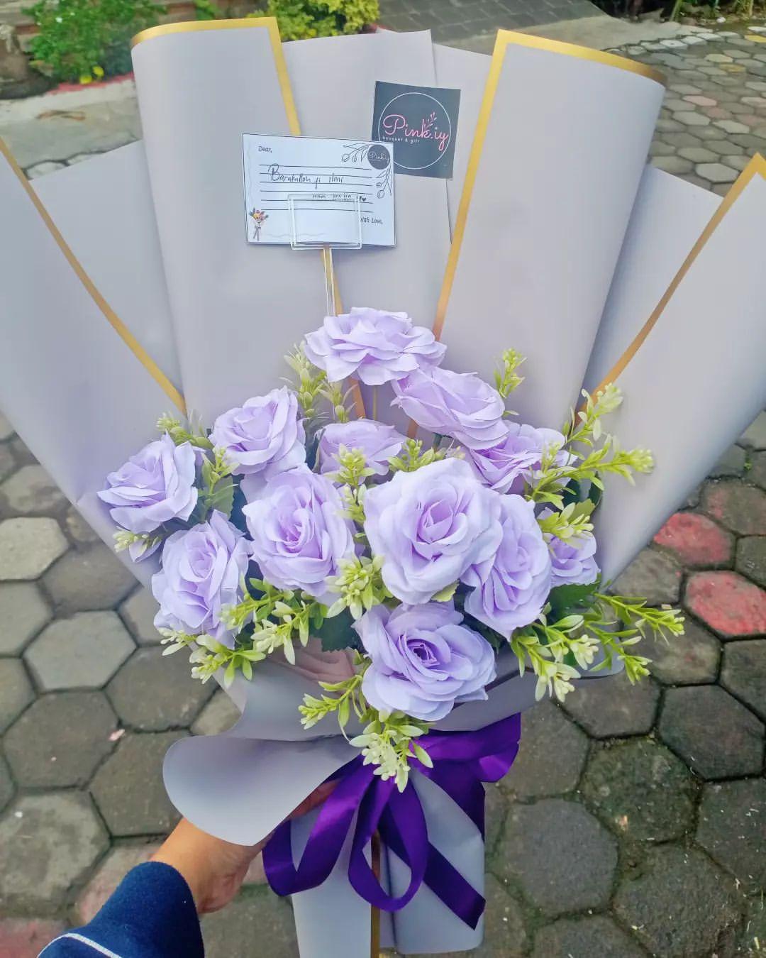 Foto sampul untuk produk Artificial Flower Bouquet "Violet Grey 💜🩶"