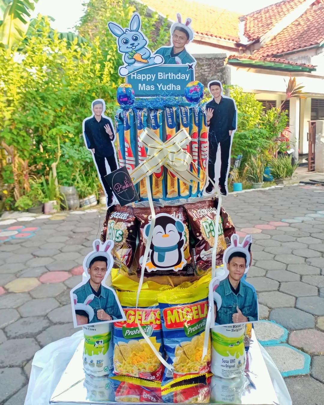 Foto sampul untuk produk Snack Tower - Sweet 'n Savory π